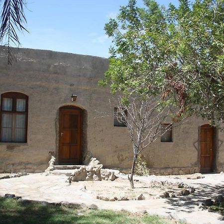 Fort Sesfontein Lodge & Safaris Exteriör bild